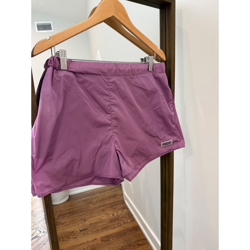 Tna Aritzia Purple Nylon Athletic Shorts Elastic Waist Pockets Womens Large